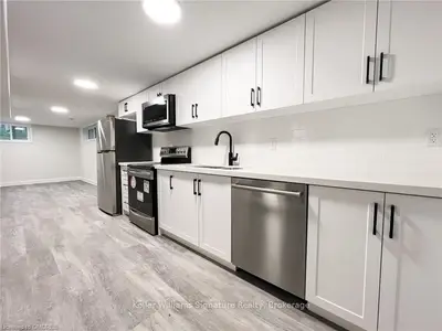 28 Redwood Road 2, Brantford, On N3r 3m1