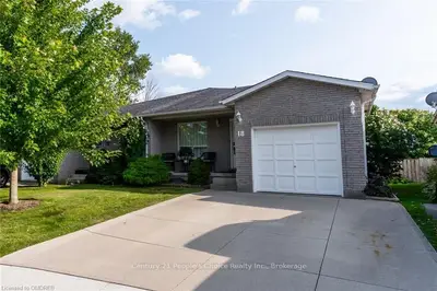 Semi-Detached in Brantford