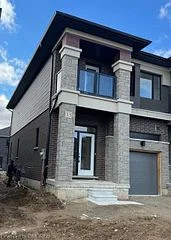 33 WAKELING Drive, Brantford, ON N3T 5L8