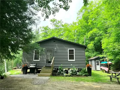 1093 Choke Cherry Lane, Highlands East, On K0l 3c0