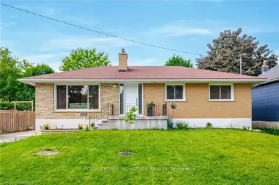 68 Albemarle Street, Brantford, On N3s 4n9