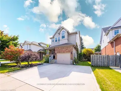 Detached in Cambridge
