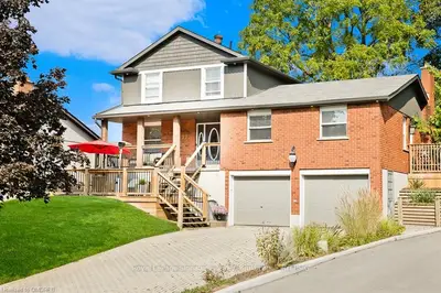 Detached in Cambridge