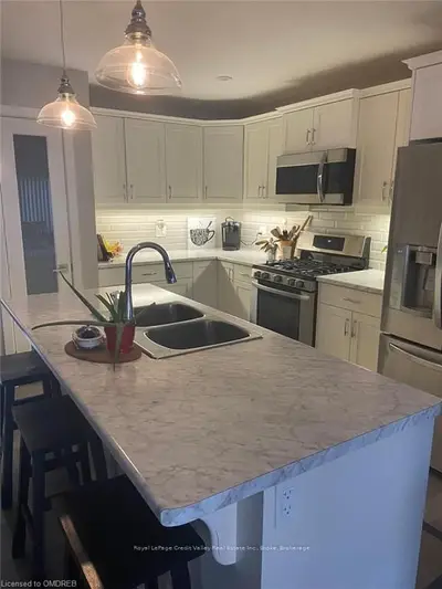 123 Denrich Avenue, Tillsonburg, On N4g 0h2