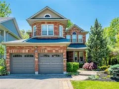35 WOODLAWN COURT , Hamilton, ON L9H 7S2
