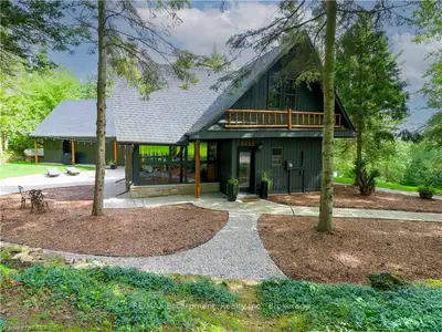 1502 West River Road, North Dumfries, On N1r 5s5