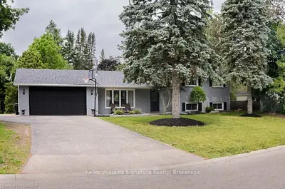 24 WATERFORD Drive, Erin, ON N0B 1T0