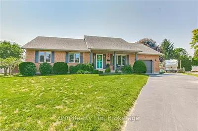 3 BELFAST Circle, Tillsonburg, ON N4G 5G3