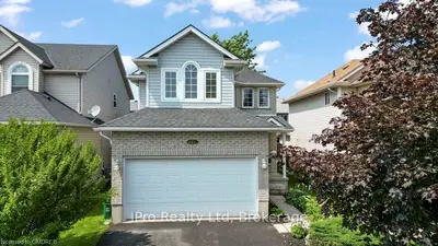 791 HUNTERS GATE Crescent, Woodstock, ON N4V 1G3