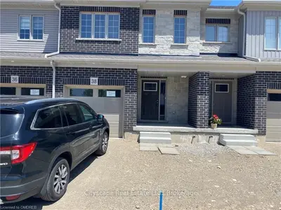 38 WEST MILL Street, North Dumfries, ON N0B 1E0