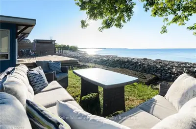 2714 NORTH SHORE Drive, Haldimand County, ON N0A 1K0