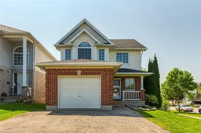 172 PEMBER'S, Woodstock, ON, N4V 1H1