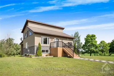 15025 Finch-obnabruck Boundary Road, North Stormont, On K0c 1k0