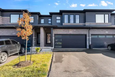 Att/Row/Townhouse in Niagara Falls