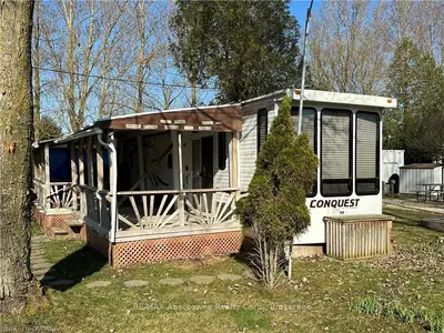 #Sunnyside 14 7489 SIDERAOD 5 E, Wellington North, ON, N0G 2L0