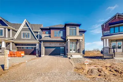 8 CASTRO Lane, Haldimand County, ON N3W 0G9