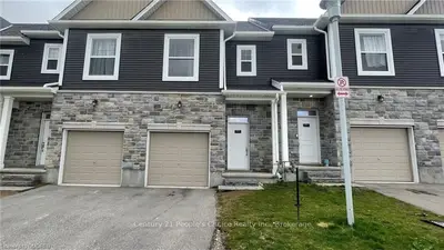 439 ATHLONE Avenue B5, Woodstock, ON N4V 0C8
