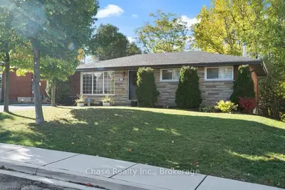 225 SUTHERLAND Street E, Haldimand County, ON N3W 1C6
