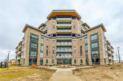 332 GOSLING Gardens 214, Guelph, ON N1L 0P8