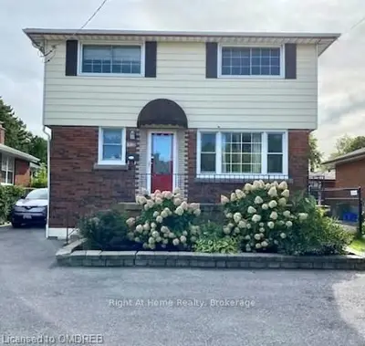 880 FENNELL Avenue E, Hamilton, ON L8V 1W4