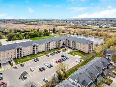1077 GORDON Street 125, Guelph, ON N1G 0E3