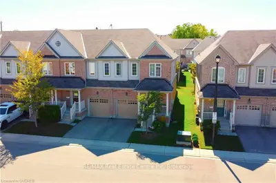 1035 VICTORIA Road S 90, Puslinch, ON N1L 0H5