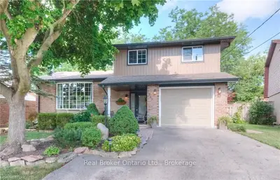 215 HALLER Crescent, Haldimand County, ON N3W 1C9