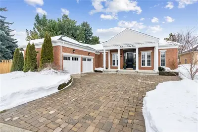 36 GARRISON VILLAGE Drive, Niagara-on-the-Lake, ON L0S 1J0