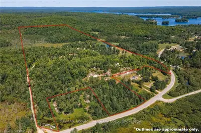 5617 WESLEMKOOM LAKE Road, Addington Highlands, ON K0H 1L0