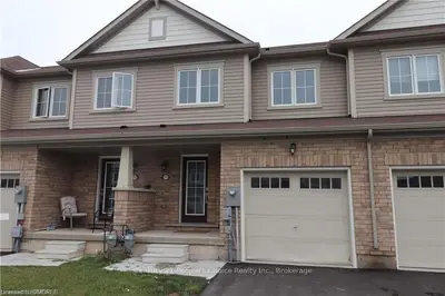 7711 REDBUD Lane, Niagara Falls, ON L2H 3S2