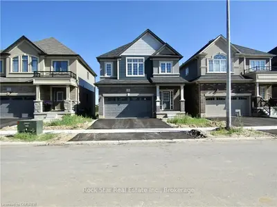28 SCENIC RIDGE Gate, Out of Area, KS N3L 0K4