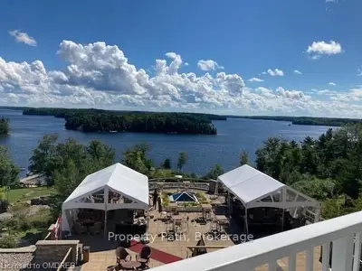 1050 PAIGNTON HOUSE Road 1347, Muskoka Lakes, ON P0G 1G0