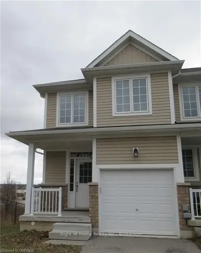 21 DIANA Avenue 124, Brantford, ON N3T 0G7