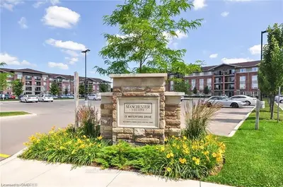 19 WATERFORD Drive 309, Guelph, ON N1L 0G8