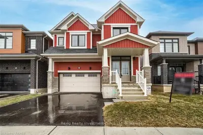 28 WHITHORN Crescent, Haldimand County, ON N3W 0E5