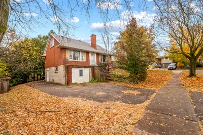 Duplex in Waterloo