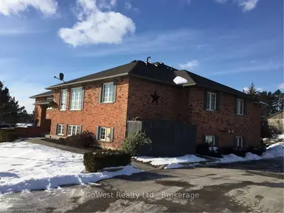 106 MCMURCHIE Lane, West Lincoln, ON L0R 2A0
