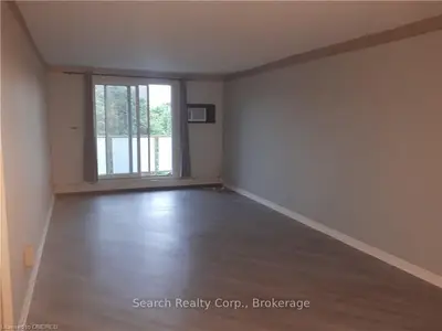 563 MORNINGTON Avenue 401, London East, ON N5Y 4T8