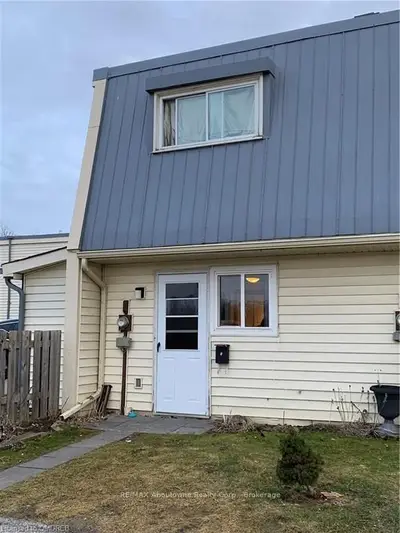 8646 WILLOUGHBY Drive 4, Niagara Falls, ON L2G 6X7