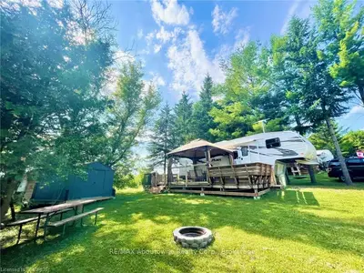 7489 SIDEROAD 5 E Woodside 52, Wellington North, ON N0G 2L0