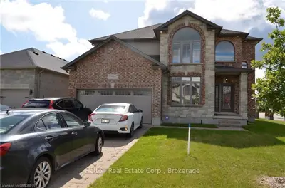 1047 MOY Crescent, London North, ON N6G 0B7