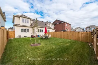 88 Angela Crescent, Niagara-on-the-lake, On L0s 1j1