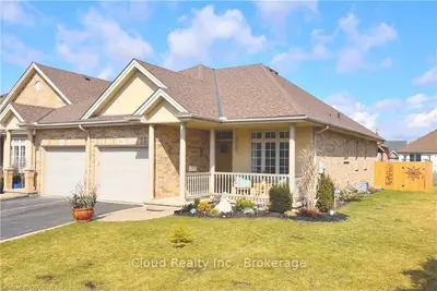 22 WILLOWLANDING Court, Welland, ON L3C 7L7