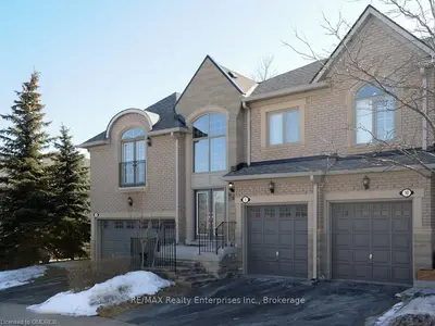 2250 Rockingham Drive 9, Oakville, ON J6H 6J3