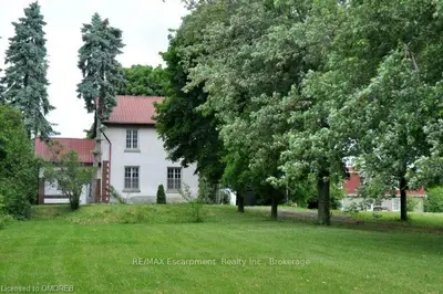 485 HARVEST Road, Hamilton, ON L9H 5E2