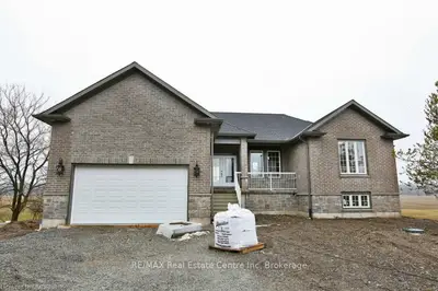 879 Robinson Road, Haldimand County, ON N1A 2W1