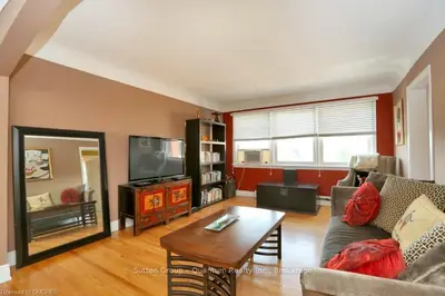 5 East 36th Street 408 C, Hamilton, ON L8V 3Y6