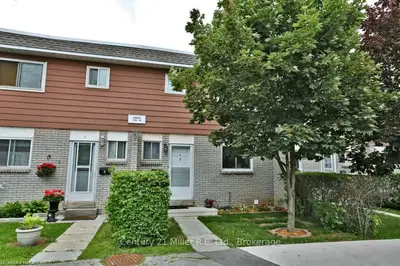 11F Huntsville Street, Hamilton, ON L9A 4X1