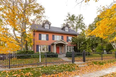 186 PAISLEY Street, Guelph, ON N1H 2P4
