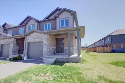 7 NIESON Street, Cambridge, ON N1R 0B9